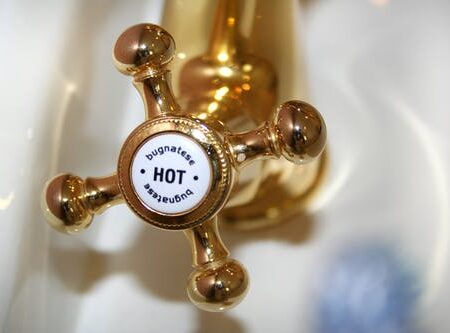 faucet-valve-gold-hot-water-connection-161417 faucet-valve-gold-hot-water-connection-161417